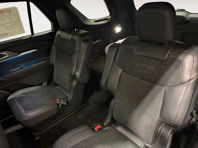 2026 Ford Explorer ST - Photo 13