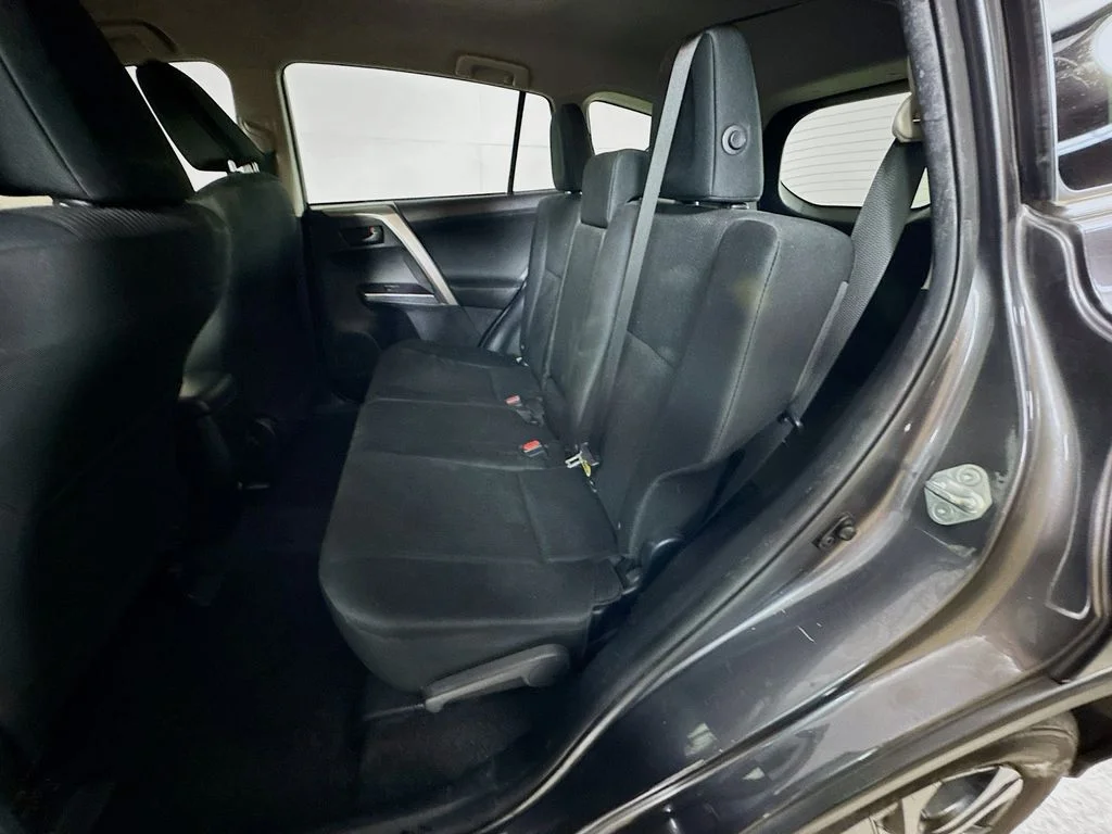 Used 2017 Gray Toyota LE image 27