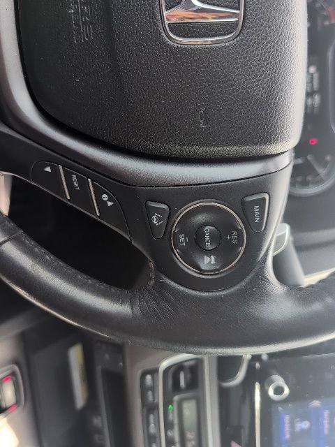 Used 2023 Silver Honda RTL-E image 7