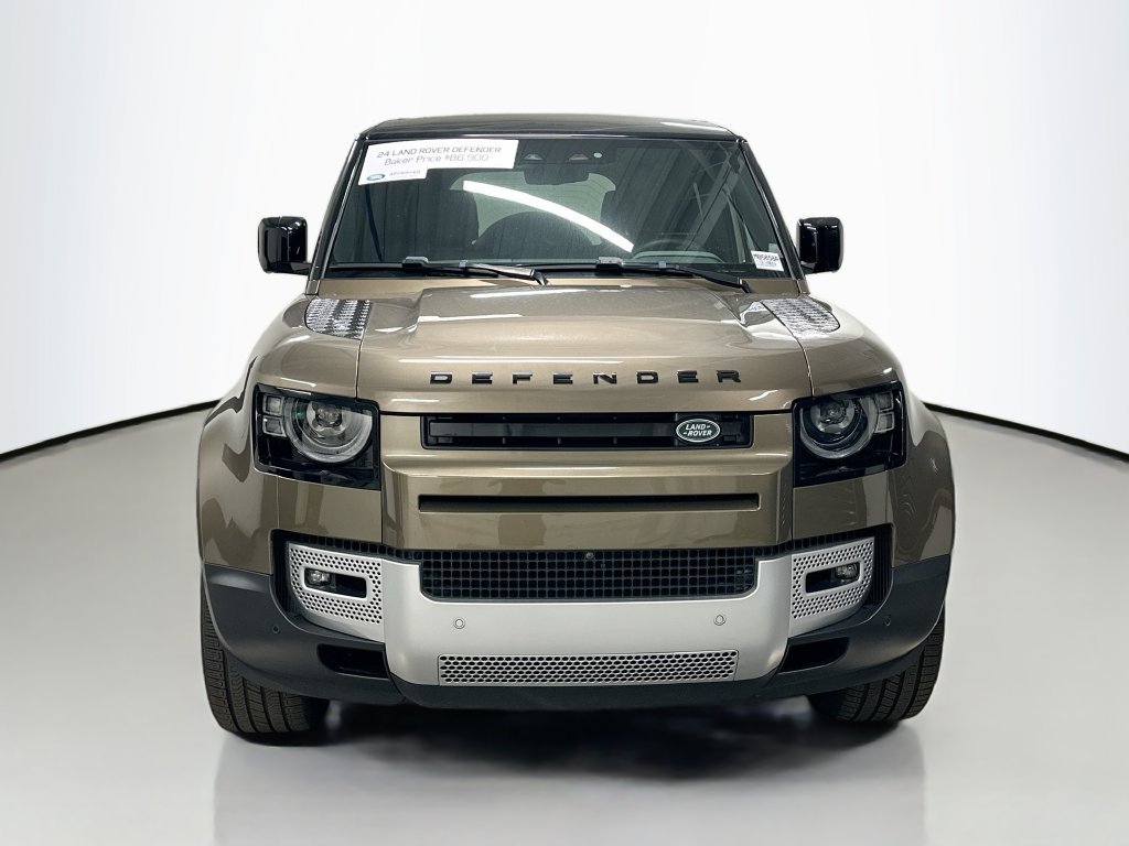 Used 2024 Brown Land Rover SE image 6