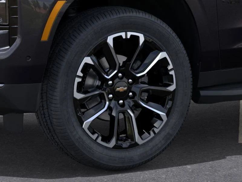 2025 Chevrolet Suburban RST - Photo 10