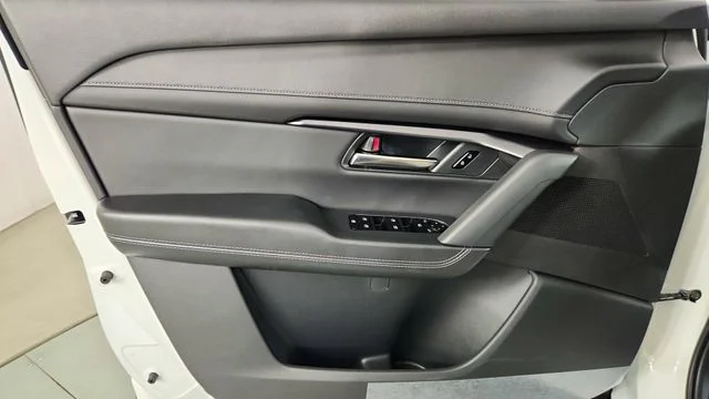 New 2026 Rhodium White Metallic Mazda 2.5 S Premium AWD image 9