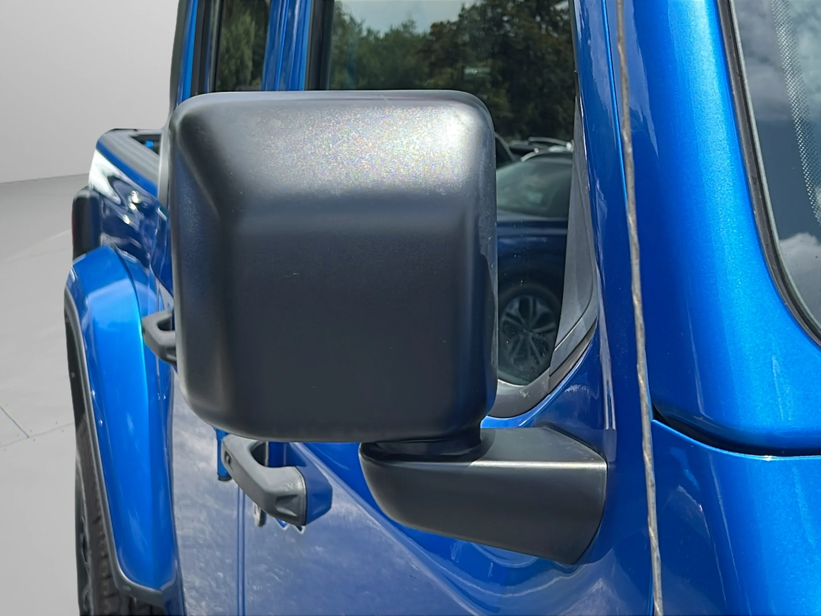 Used 2023 Hydro Blue Pearlcoat Jeep Sport S image 33