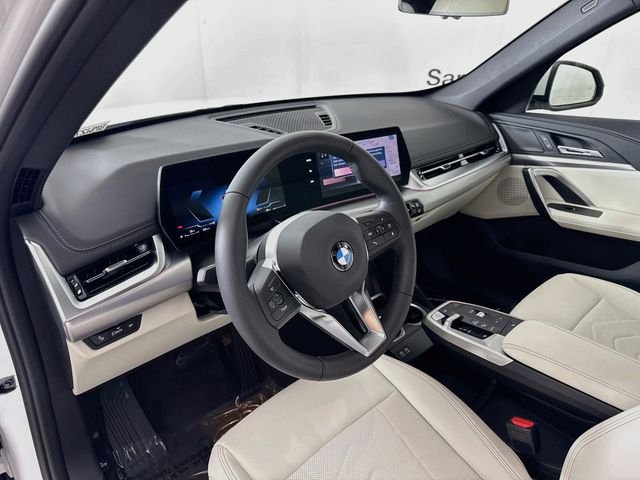New 2026 White Metallic BMW xDrive28i image 9