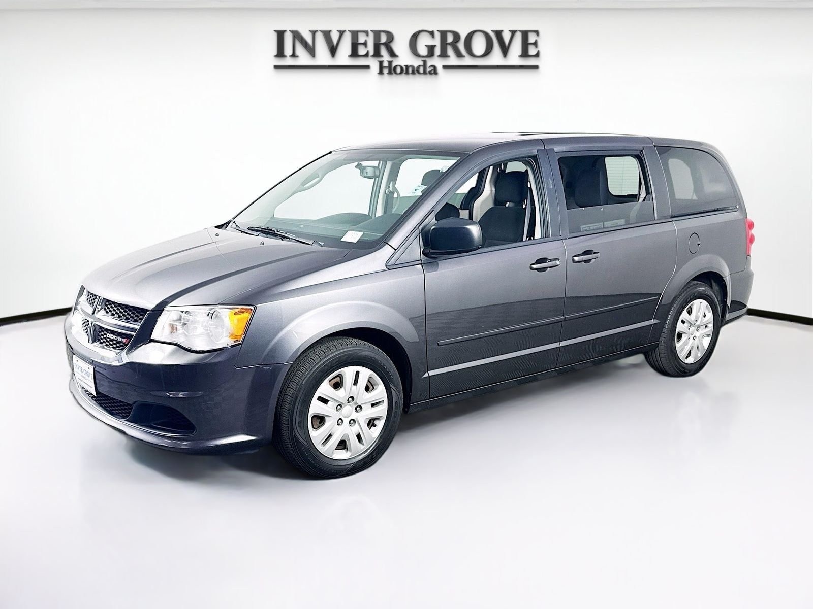 2017 Dodge Grand Caravan SE's photo