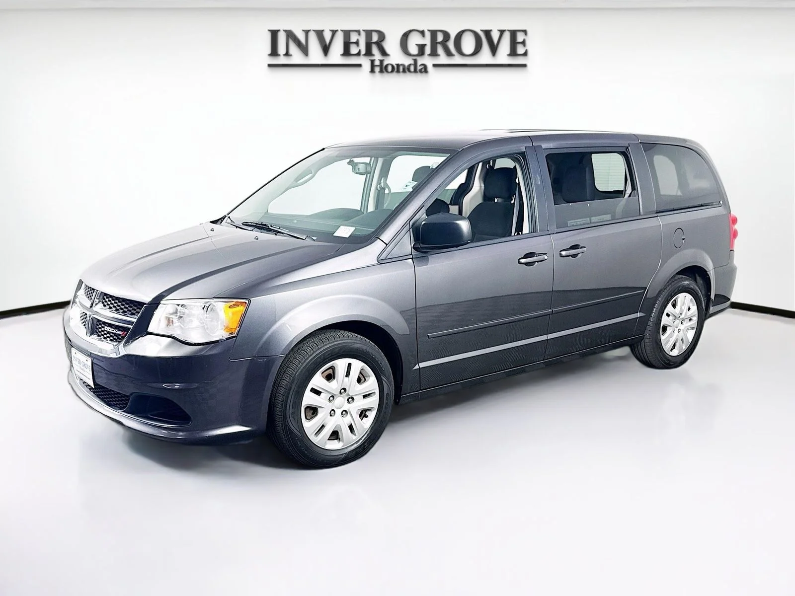 2017 Dodge Grand Caravan SE's photo
