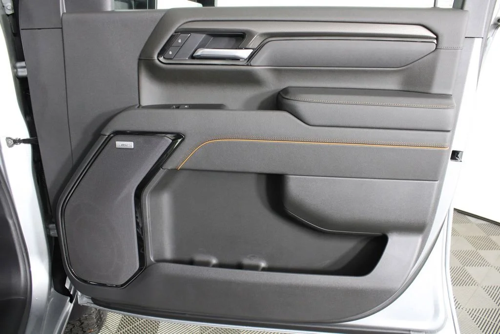 New 2026 Sterling Metallic GMC AT4 image 8