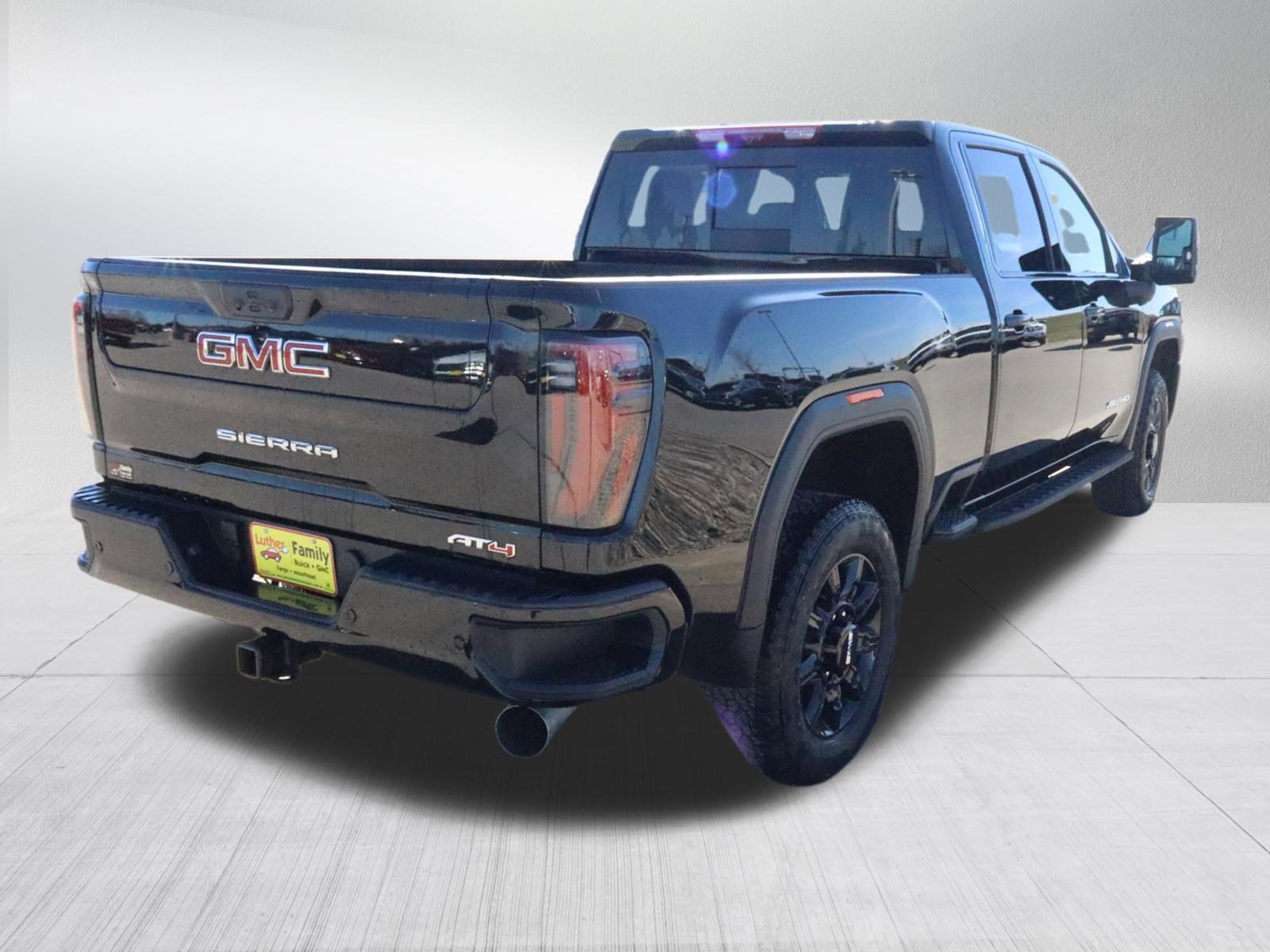 2026 GMC Sierra 2500HD AT4 - Photo 7