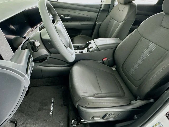New 2026 White Hyundai SEL image 9