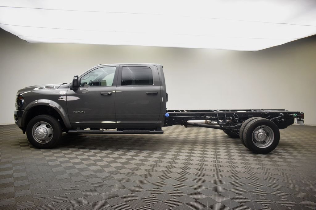 New 2026 Ceramic Gray Clear-Coat Exterior Paint RAM Tradesman image 13