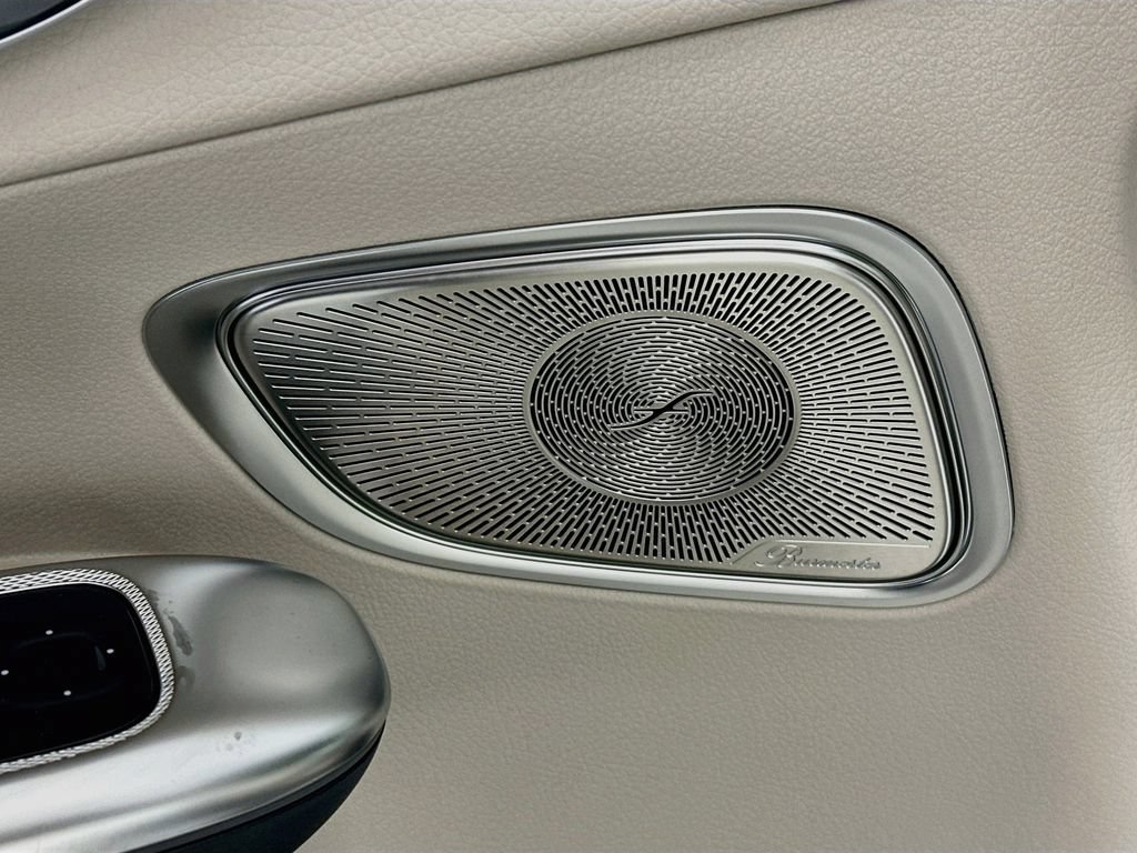 New 2027 Polar White Mercedes-Benz GLC 350e image 53
