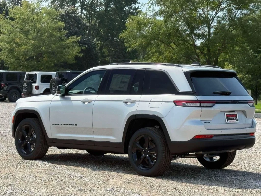 New 2026 Silver Jeep Limited image 8