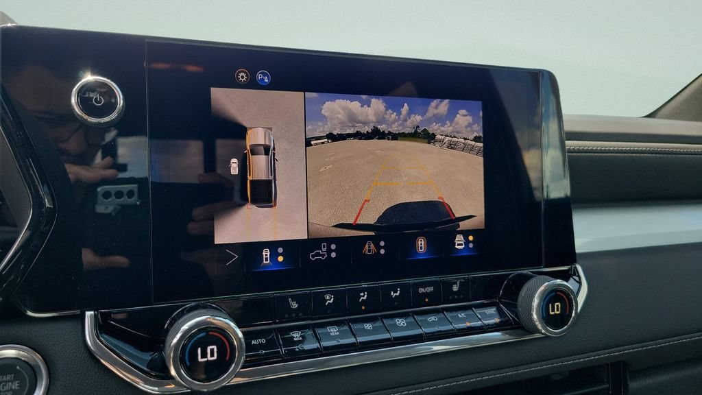 2026 Chevrolet Colorado LT - Photo 17