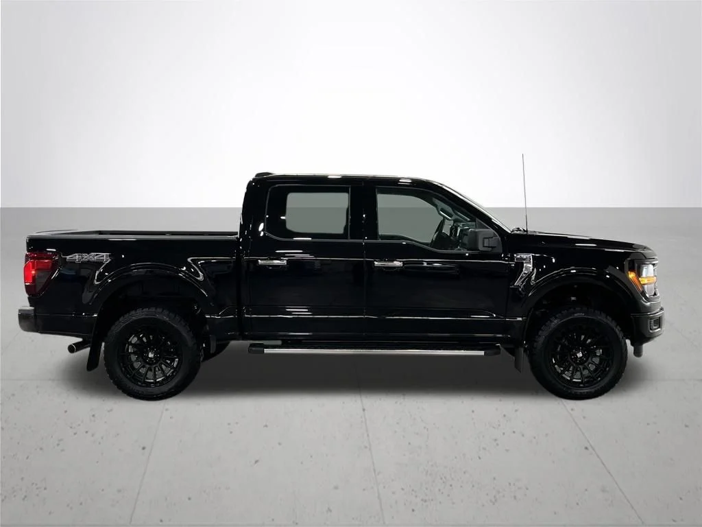 Used 2025 Black Ford XLT image 8
