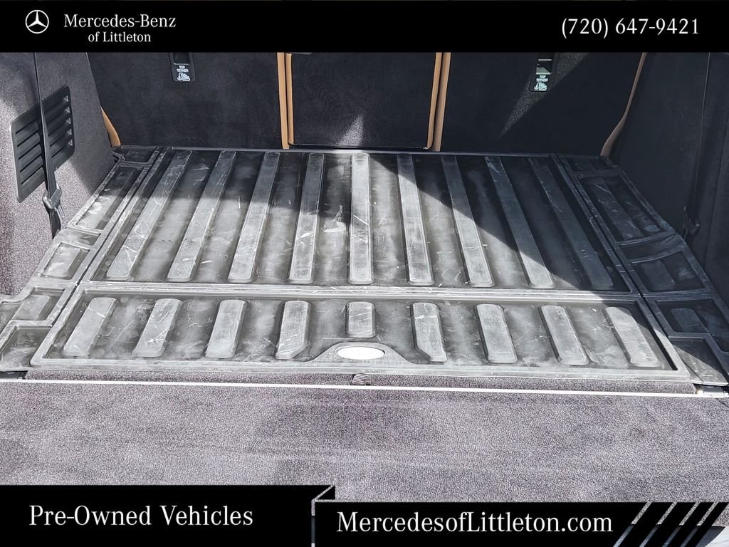 Used 2024 White Land Rover Metropolitan Edition image 31