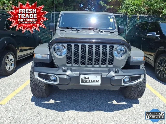 Certified Used 2021 Gray Jeep Sport image 3