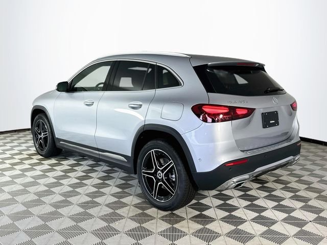 New 2026 Cirrus Silver Metallic Mercedes-Benz GLA 250 image 5