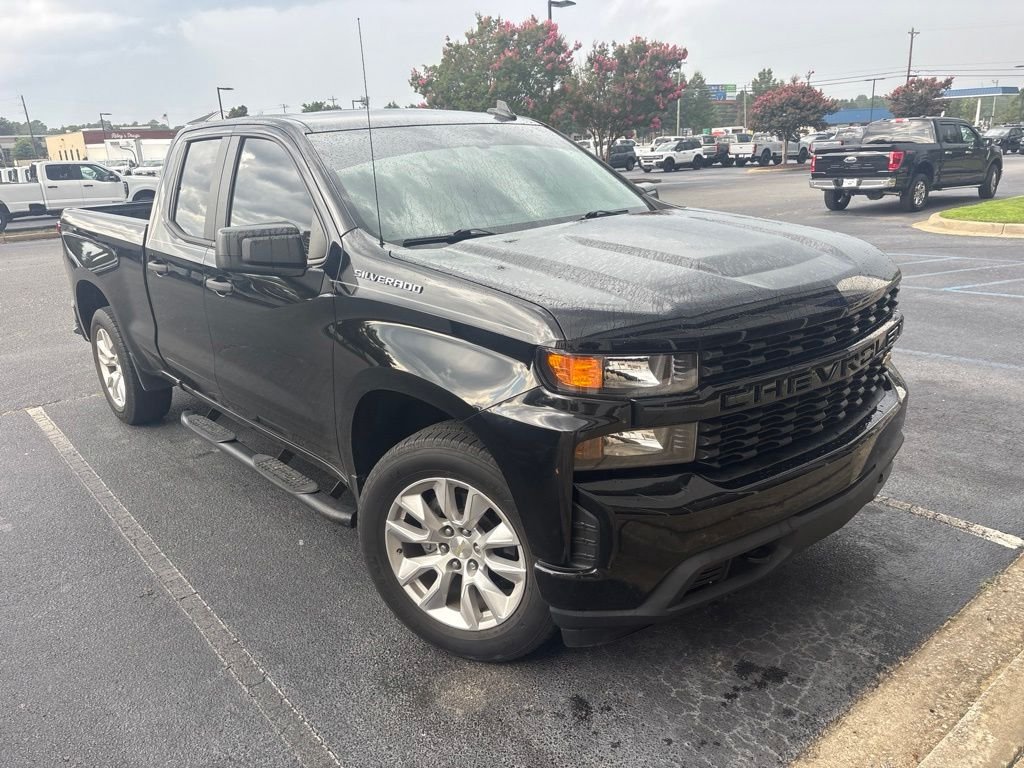 Used 2021 Black Chevrolet Custom image 6
