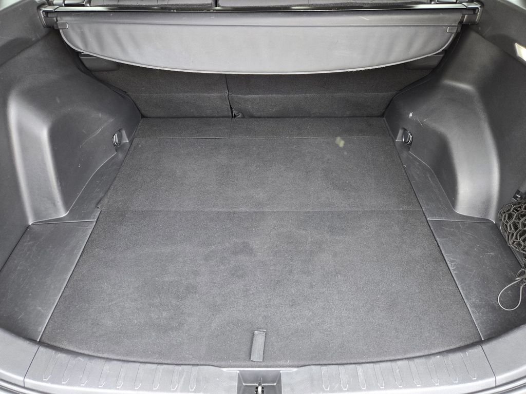2024 Toyota RAV4 XLE - Photo 21
