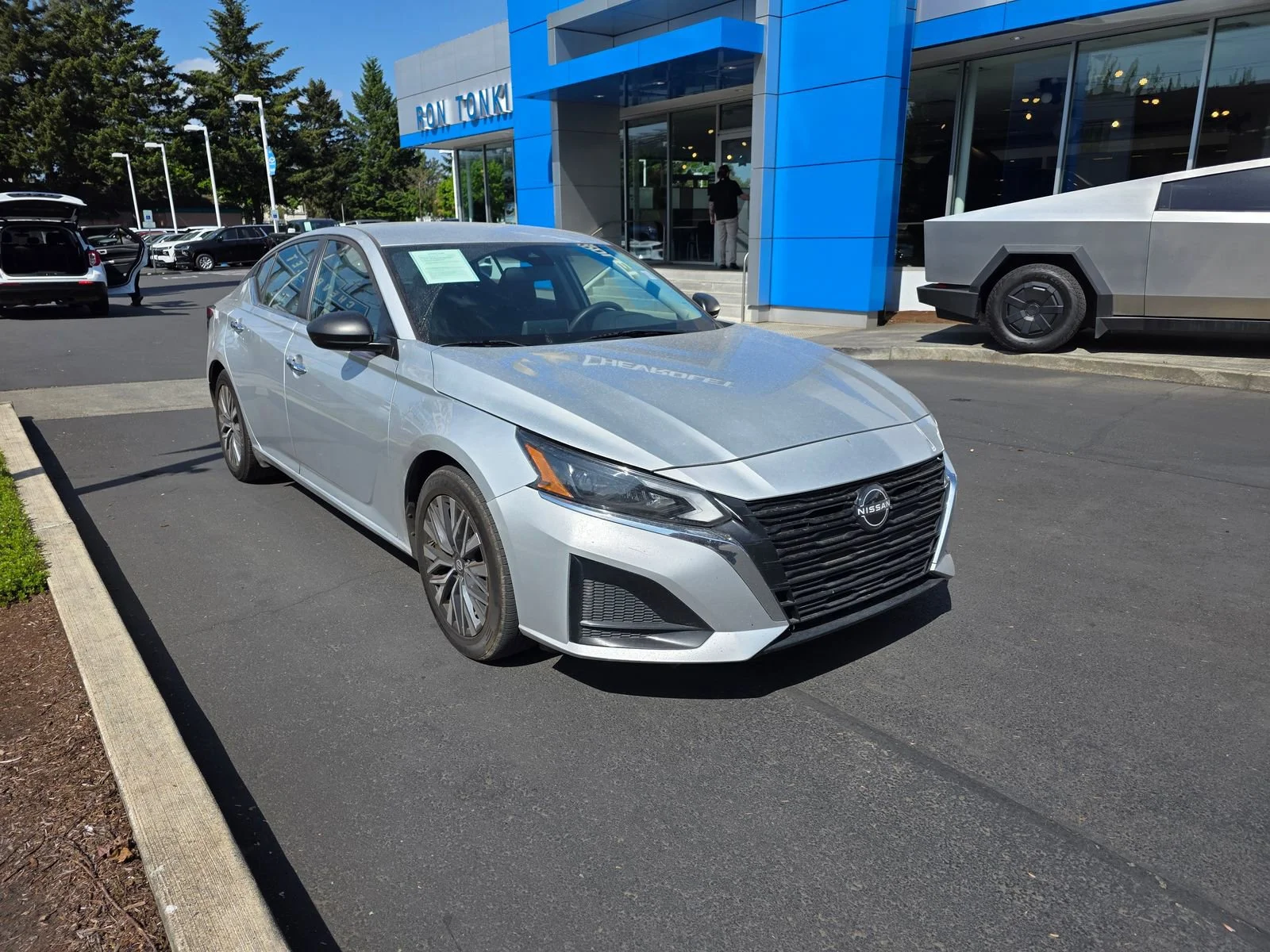 2024 Nissan Altima 2.5 SV's photo