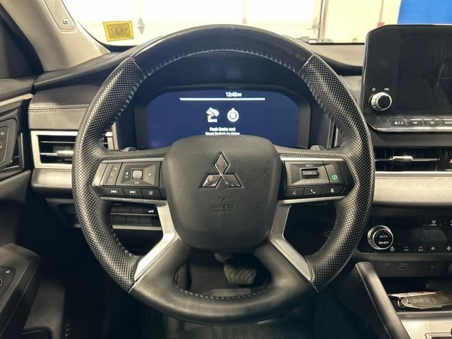 Used 2024 Black Diamond Mitsubishi SEL image 15