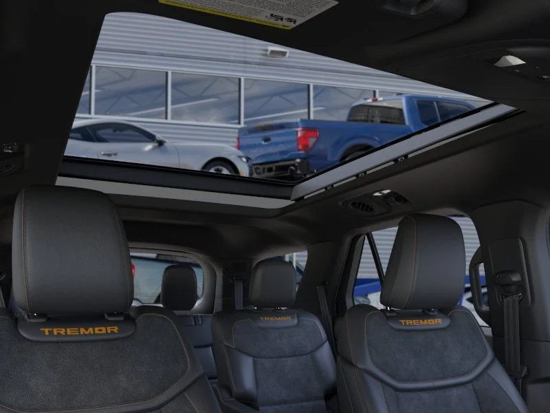 New 2026 White Ford Tremor image 21