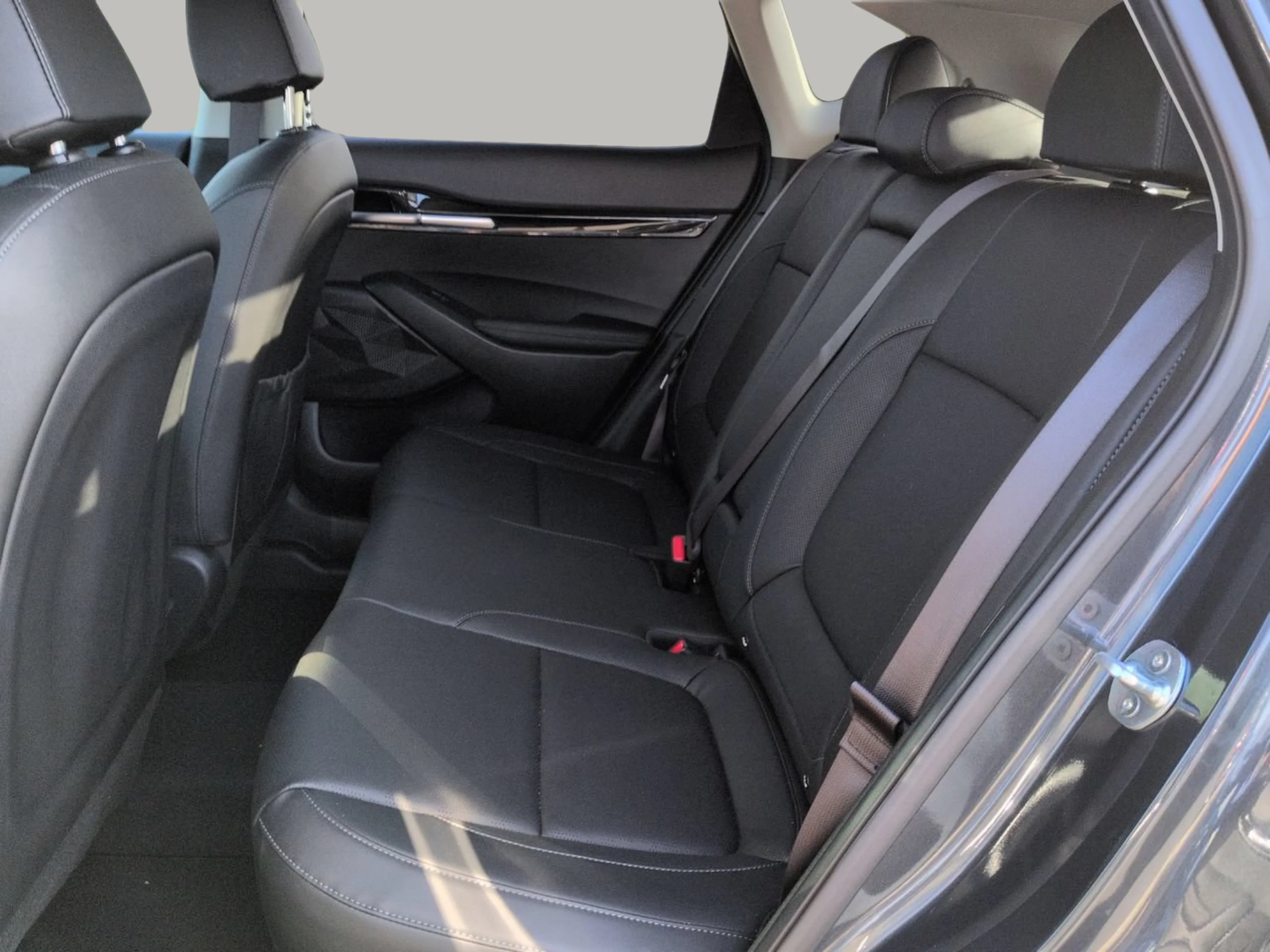 Certified Used 2025 Gravity Gray Kia EX image 12
