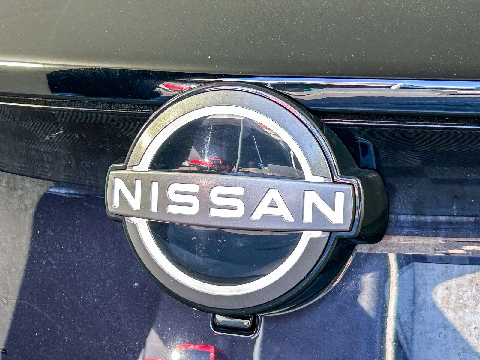 Certified Used 2024 White Nissan ENGAGE image 5