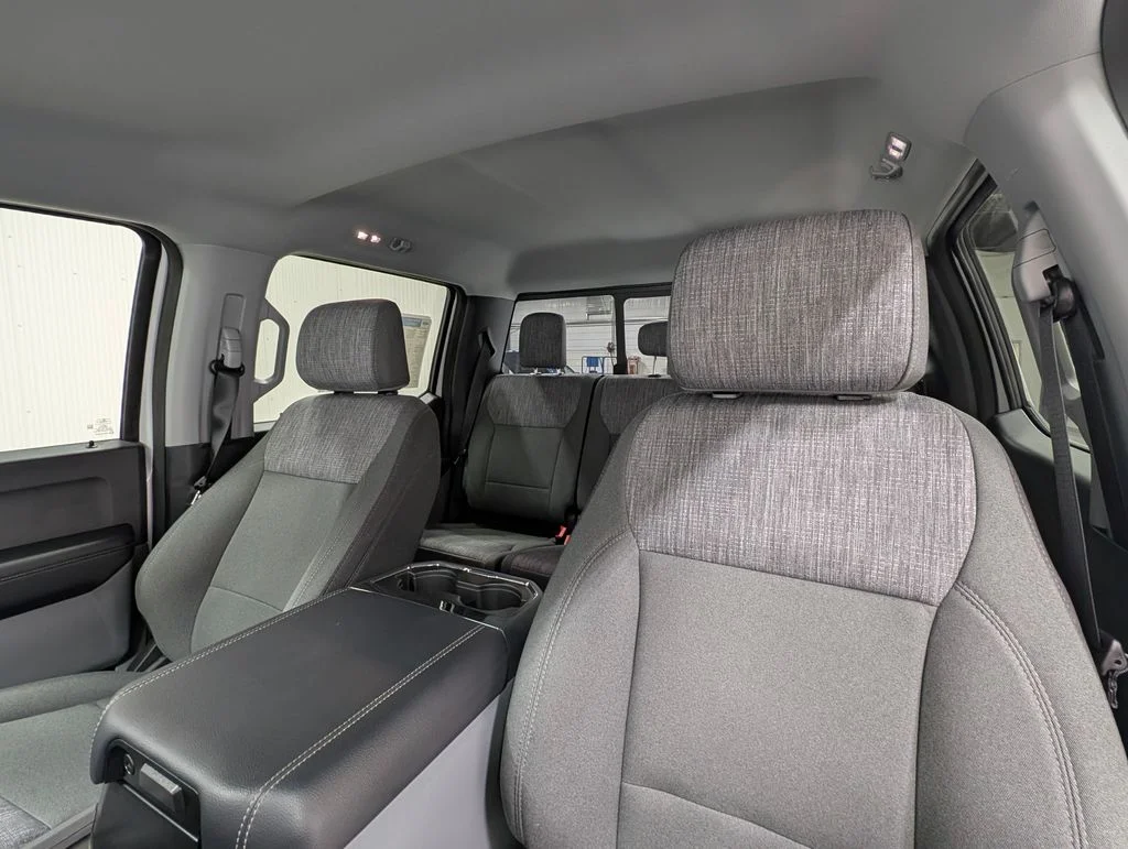New 2026 Oxford White Ford F-250® XLT image 15