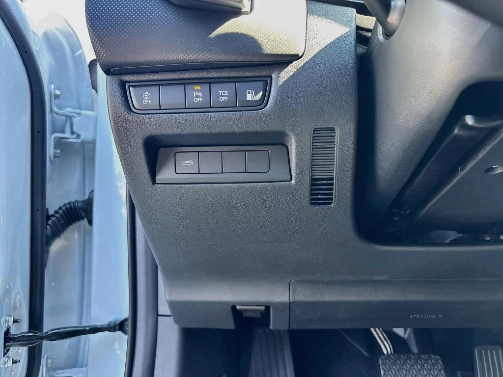 New 2026 Wind Chill Pearl Mazda Preferred AWD image 10