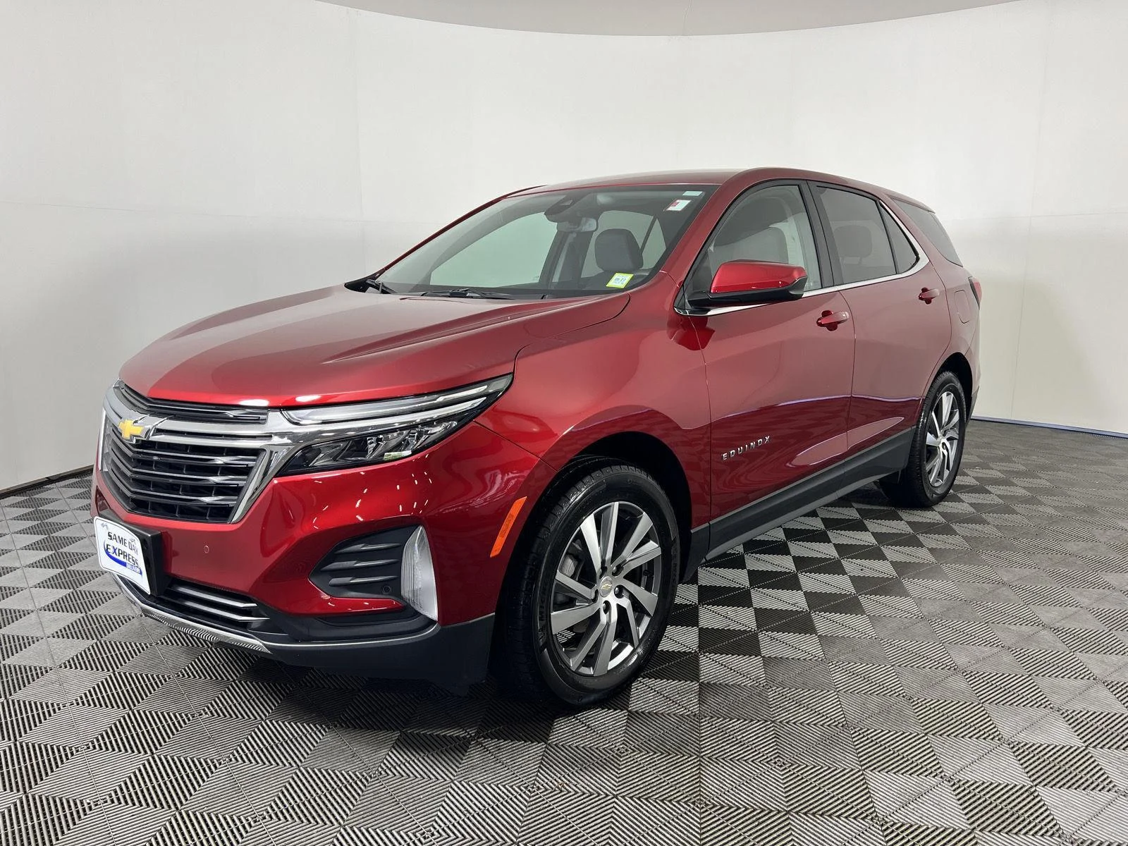 Used 2024 Radiant Red Tintcoat Chevrolet LT image 28