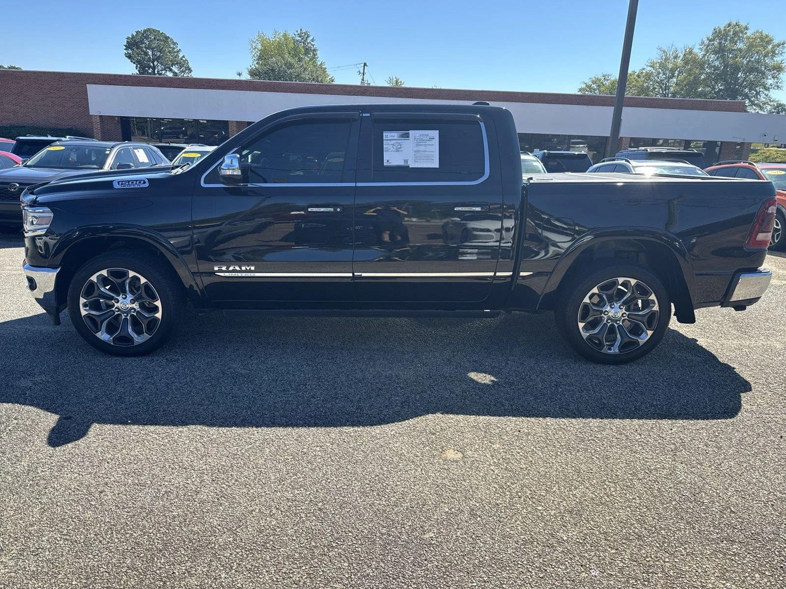 Used 2019 Diamond Black Crystal Pearlcoat Ram Limited image 20