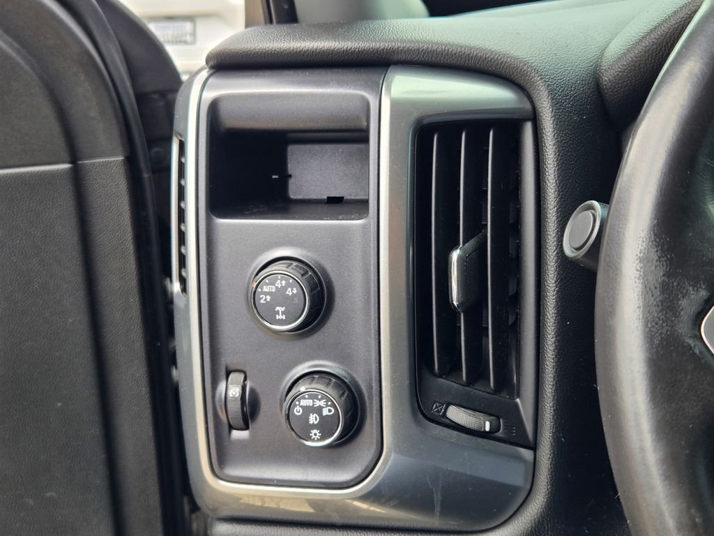 2016 Chevrolet Silverado 1500 LT Z71 - Photo 35