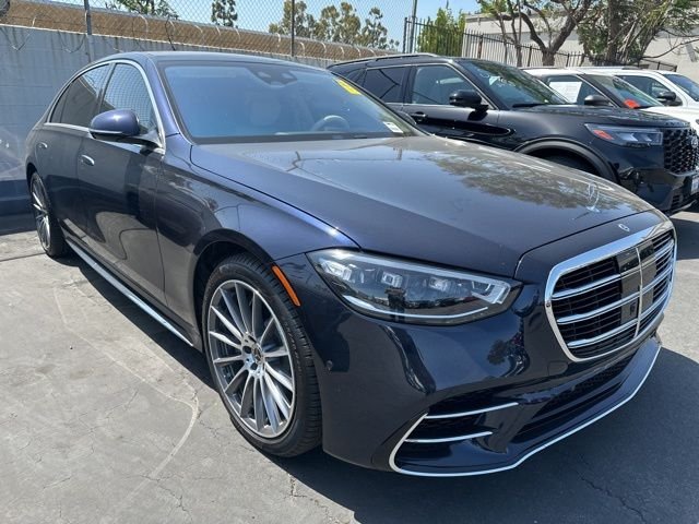 Used 2026 Blue Mercedes-Benz S 580 image 1