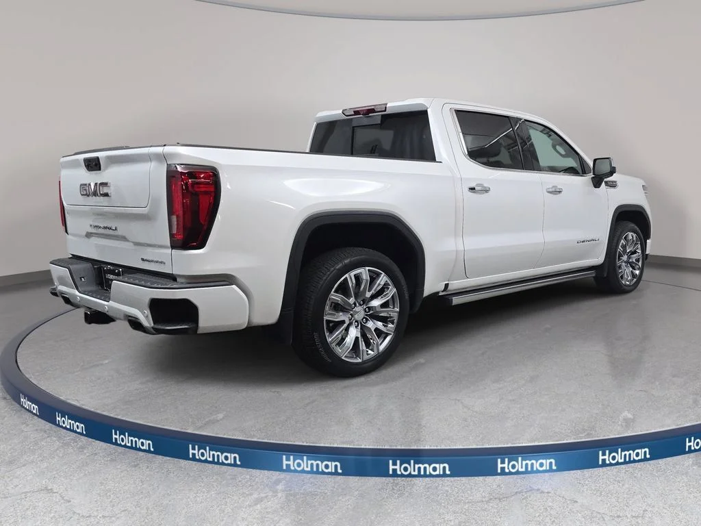 Used 2024 White GMC Denali image 6