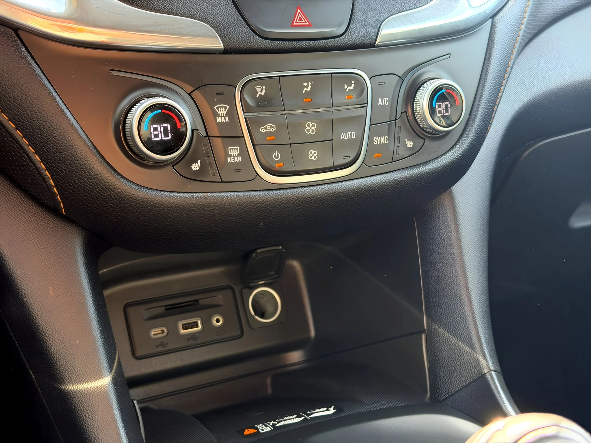2019 Chevrolet Equinox Premier - Photo 23