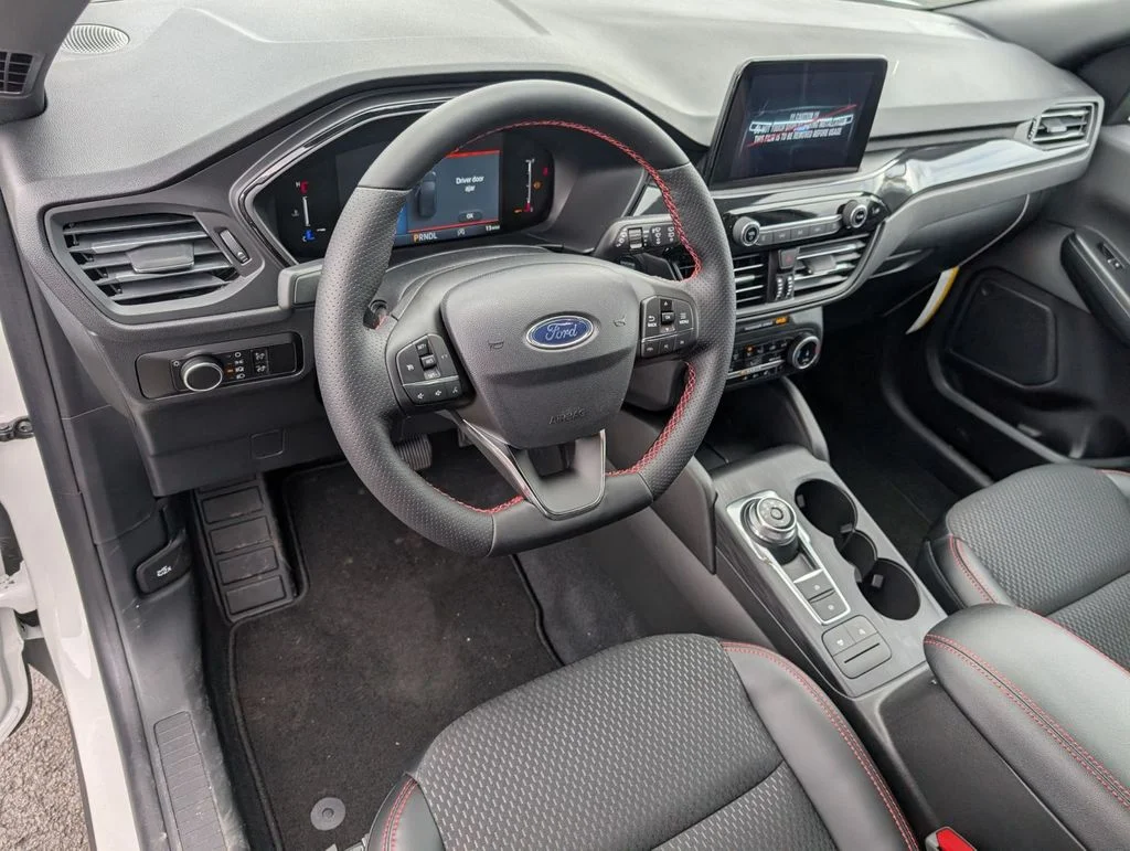 New 2026 Star White Metallic Tri-coat Ford ST-Line image 19