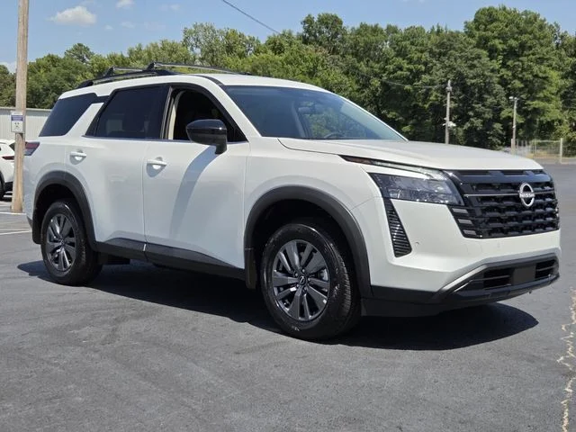 New 2026 Everest White Pearl TriCoat Nissan SV image 5