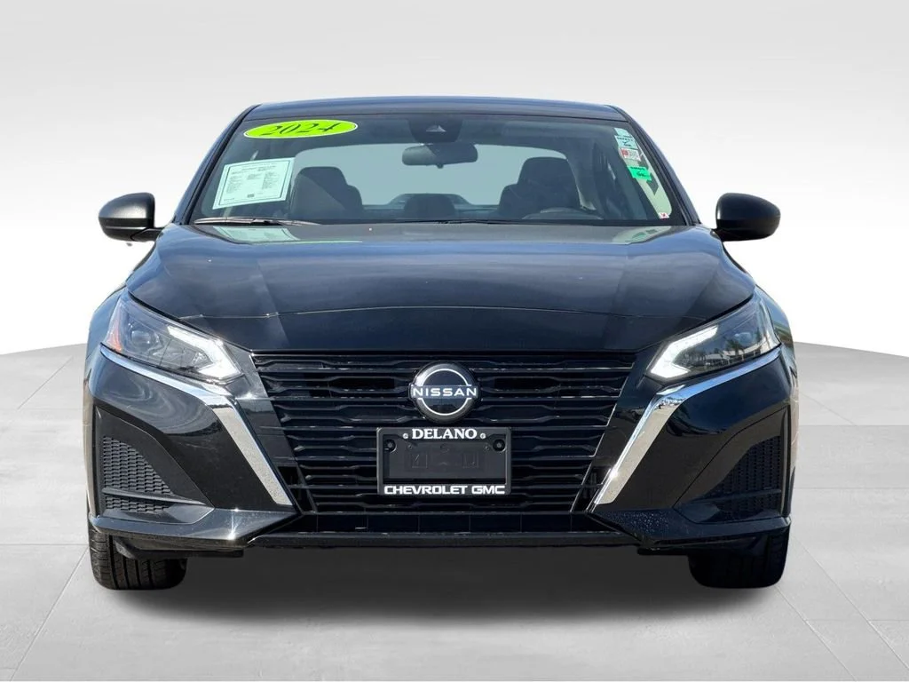 Used 2024 Black Nissan 2.5 SV image 8
