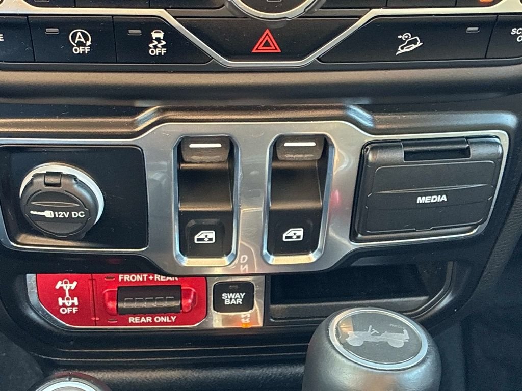 Used 2020 Blue Jeep Rubicon image 27