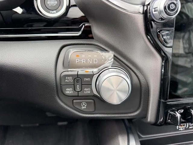 New 2026 Bright White Clear-Coat Exterior Paint RAM Laramie image 14