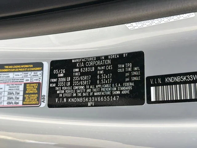 2027 Kia Carnival LX - Photo 25