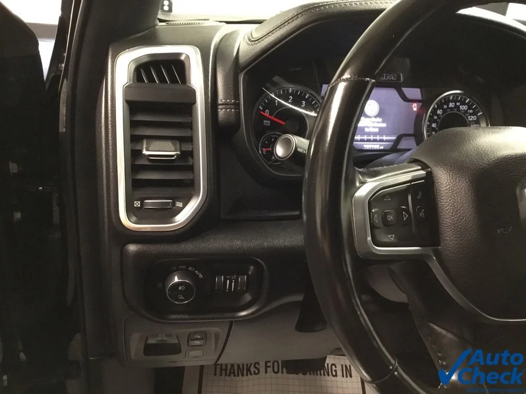 Used 2021 Black Ram Laramie image 27