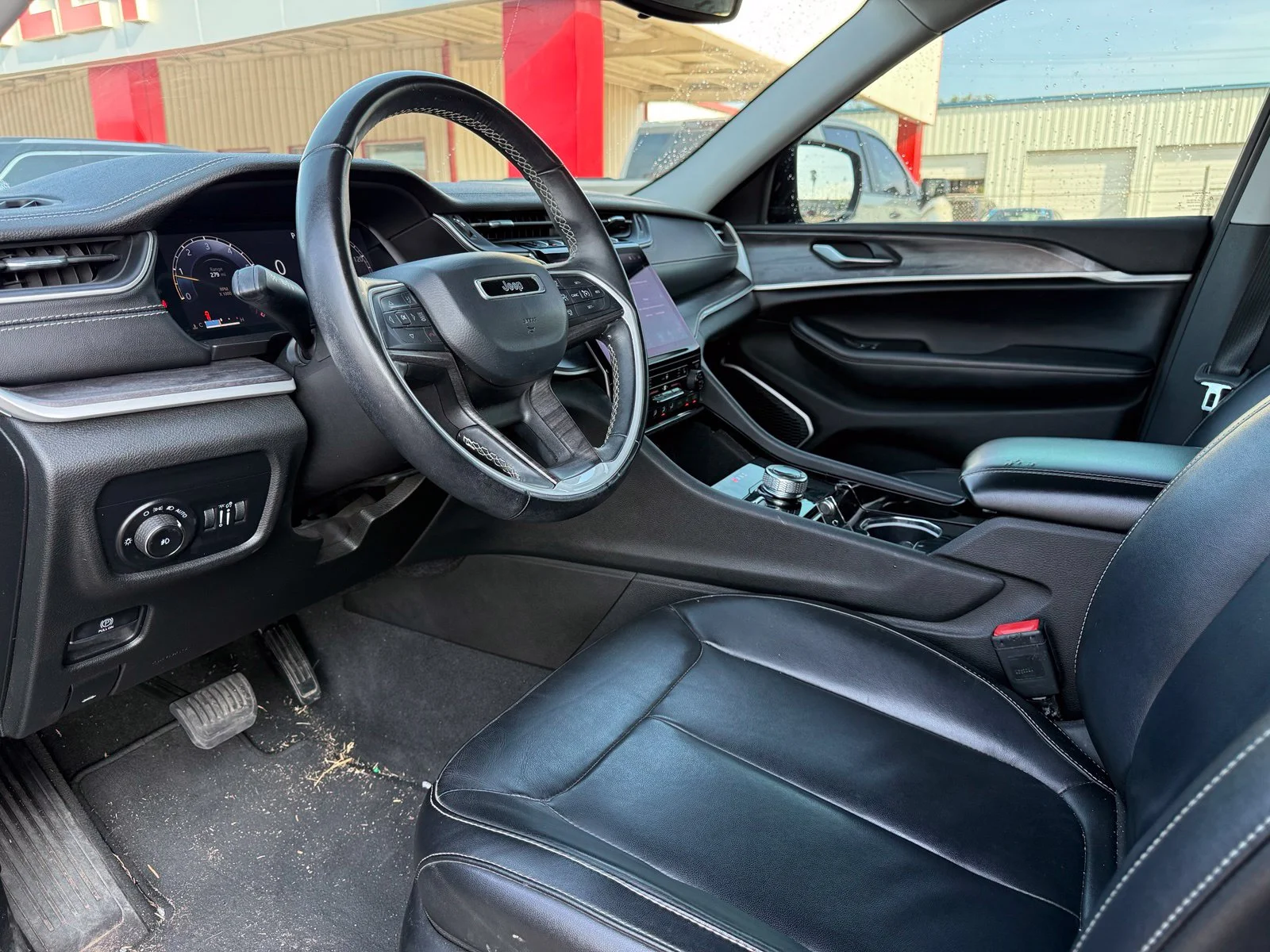 Used 2022 Gray Jeep Limited image 10