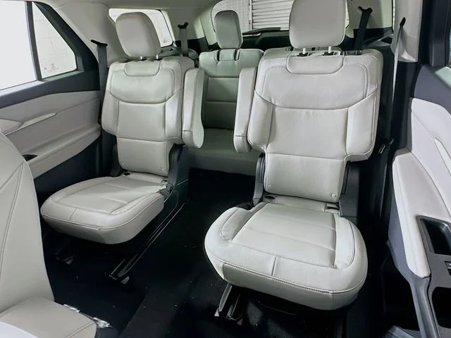 New 2026 Gray Ford Active image 11