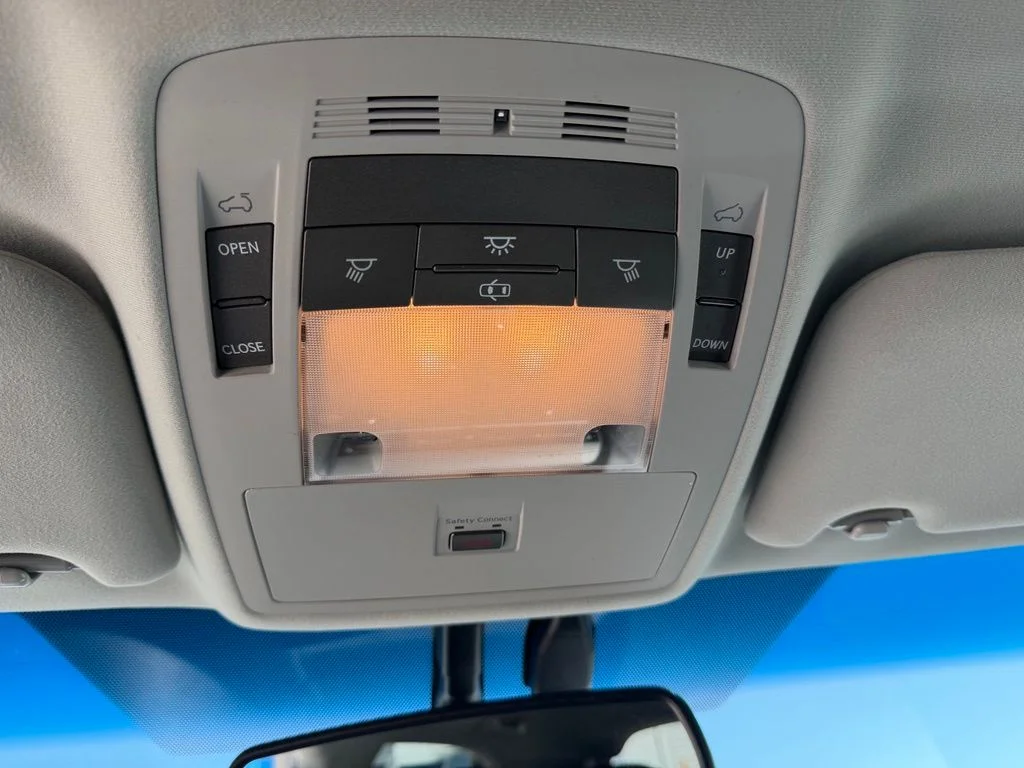 Used 2015 Black Lexus 350 image 23