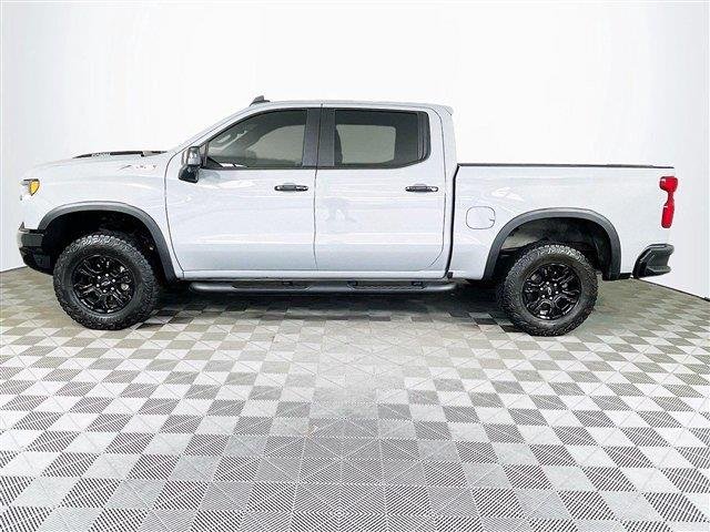 Used 2025 Slate Gray Metallic Chevrolet ZR2 image 4