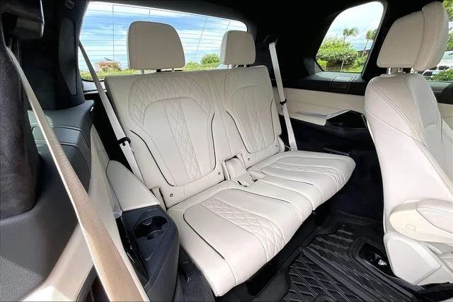 Used 2024 Black BMW xDrive40i image 26