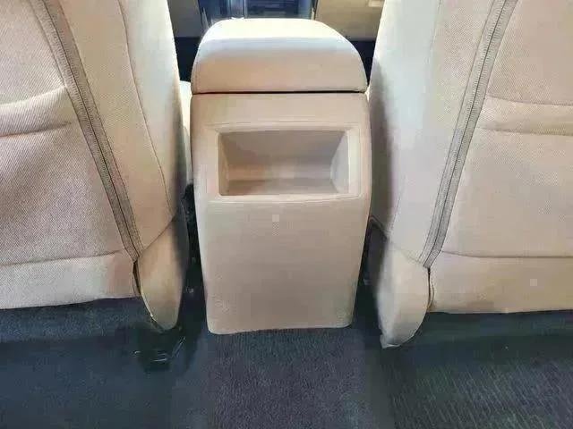 Used 2017 Gray Subaru Premium image 17