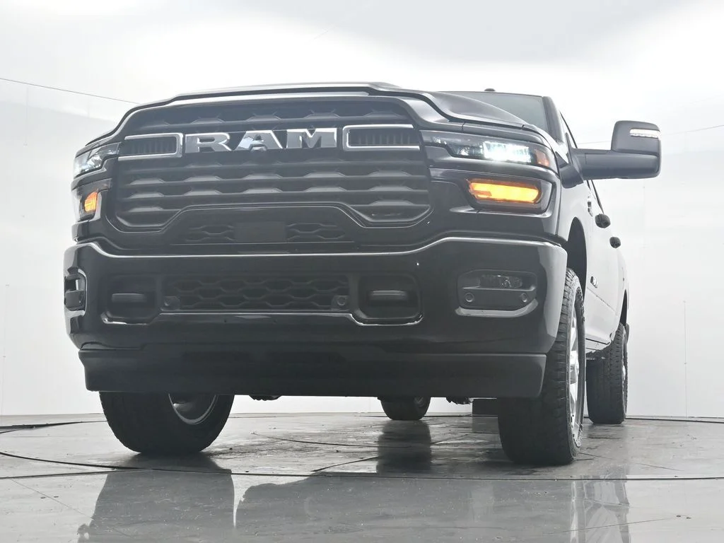 New 2026 Diamond Black Crystal Pearlcoat RAM Big Horn image 33